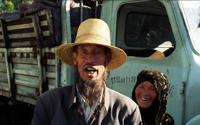 © Copyright - Raphael Kessler 2011 - China - Worzel Gummage look-a-like