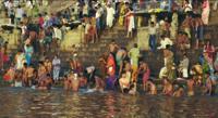 © Copyright - Raphael Kessler 2011 - India - Varanasi - Ritual bathing in the Ganges