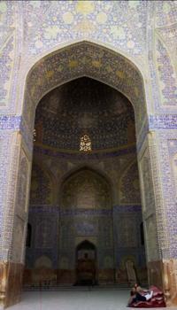 © Copyright - Raphael Kessler 2011 - Iran - Esfahan - Blue Mosque door