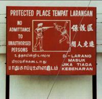 © Copyright - Raphael Kessler  - Malaysia  - An instructional picture