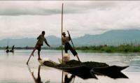 © Copyright - Raphael Kessler 2011 - Myanmar - Foot rowing across Inle Lake