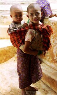 © Copyright - Raphael Kessler 2011 - Myanmar - Burmese children