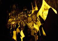 © Copyright Raphael Kessler - Myanmar - Pindaya Cave full of Buddhas