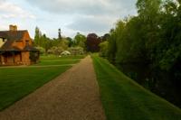 © Copyright Raphael Kessler - Britain - Astor Wing 3