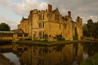 © Copyright Raphael Kessler - Britain - Hever Castle 5