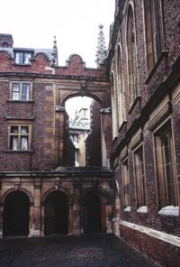 © Copyright Raphael Kessler - Britain - Cambridge Hole