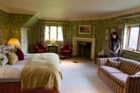 © Copyright Raphael Kessler - Britain - Interior 1