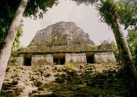 © Copyright - Raphael Kessler 2011 - Guatemala - Tikal - Temple of the Inscriptions