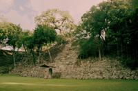 © Copyright - Raphael Kessler 2011 - Honduras - Copan main pyramid