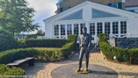 © Copyright Raphael Kessler 2025 – Denmark – Memphis Mansion  - Elvis statue