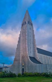 © Copyright Raphael Kessler 2025 – Iceland – Hallsgrimkirkje 4