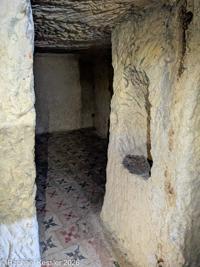 © Copyright Raphael Kessler 2026 – Malta – Valletta – Underground doorway