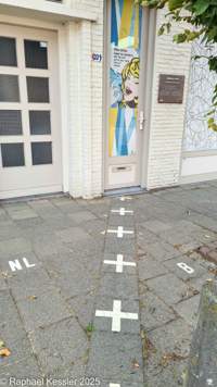 © Copyright Raphael Kessler 2025 – Netherlands – Belgium  border down the doorway.