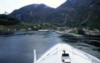 © Copyright - Raphael Kessler 2011 - Norway - Leaving Flam