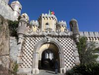 © Copyright - Raphael Kessler 2011 - Portugal - Sintra Palace Gateway