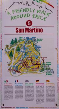 © Copyright Raphael Kessler 2012 - Italy - Sicily - Erice - Check the flags