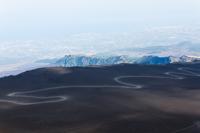 © Copyright Raphael Kessler 2012 - Italy - Sicily - Etna - the twisty track