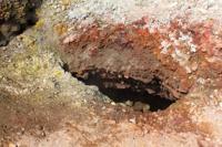 © Copyright Raphael Kessler 2012 - Italy - Sicily - Etna - Venting hole