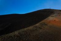 © Copyright Raphael Kessler 2012 - Italy - Sicily - Etna - Neopolitan cyclist