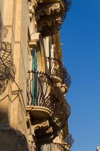 © Copyright Raphael Kessler 2012 - Italy - Sicily - Noto