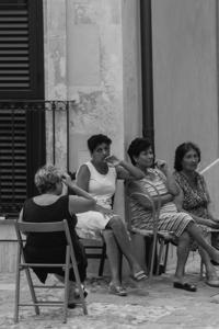 © Copyright Raphael Kessler 2012 - Italy - Sicily - Noto - People