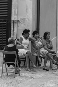 © Copyright Raphael Kessler 2012 - Italy - Sicily - Noto - People