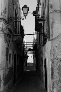 © Copyright Raphael Kessler 2012 - Italy - Sicily - Ortygia - Alley