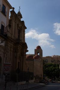 © Copyright Raphael Kessler 2012 - Italy - Sicily - Palermo - Mosque / Church red cupolas