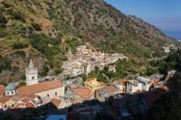 © Copyright Raphael Kessler 2012 - Italy - Sicily - Mountain village