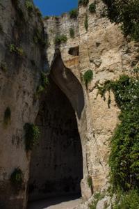 © Copyright Raphael Kessler 2012 - Italy - Sicily - Siracusa - Ear of Dionysius