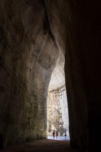 © Copyright Raphael Kessler 2012 - Italy - Sicily - Siracusa - Ear of Dionysius