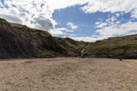 © Copyright Raphael Kessler 2025 – Wales – Mwnt 4
