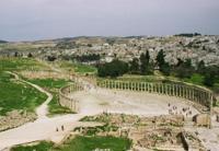 © Copyright - Raphael Kessler 2011 - Jordan - Jerash forum and collonade