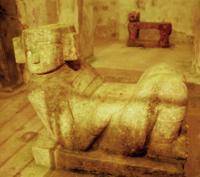 © Copyright - Raphael Kessler 2011 - Mexico - Chichen Itza inside the pyramid