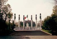 © Copyright - Raphael Kessler 2011 - Mexico City - Ninos heroes