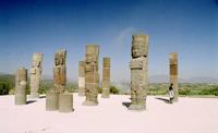 © Copyright - Raphael Kessler 2011 - Mexico Tula statues
