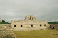 © Copyright - Raphael Kessler 2011 - Mexico - Uxmal nunnery