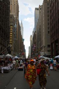 © Copyright - Raphael Kessler 2013 - USA - New York - Lexington Avenue on Market day
