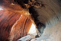 © Copyright Raphael Kessler - Australia - Overhang