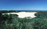 © Copyright - Raphael Kessler 2011 - Fraser Island - Lake Wabby