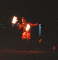 © Copyright - Raphael Kessler 2011 - Samoa - Fire dancer