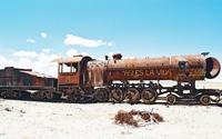 © Copyright - Raphael Kessler 2011 - Bolivia - Salar de Uyuni - Train - Asi es la vida