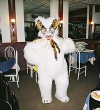 © Copyright - Raphael Kessler 2011 - Bolivia - Oruro Carnaval - A bear in the restaurant