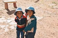© Copyright - Raphael Kessler 2011 - Bolivia - San Pablo de Lipez - Smiling children
