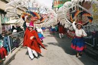 © Copyright - Raphael Kessler 2011 - Bolivia - Oruro Carnaval - Feather heads