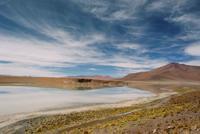 © Copyright - Raphael Kessler 2011 - Bolivia - Altiplano - Lake and clouds