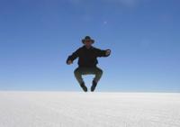 © Copyright - Raphael Kessler 2011 - Bolivia - Salar de Uyuni - Me airborn