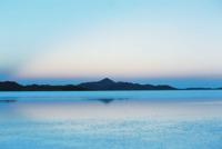 © Copyright - Raphael Kessler 2011 - Bolivia - Salar de Uyuni - Blue reflections