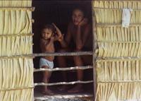 © Copyright Raphael Kessler 2011 - Brazil - Amazon - Caboca tribal girls
