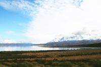 © Copyright - Raphael Kessler 2011 - Chile - Torres del Paine - Lake and mountains